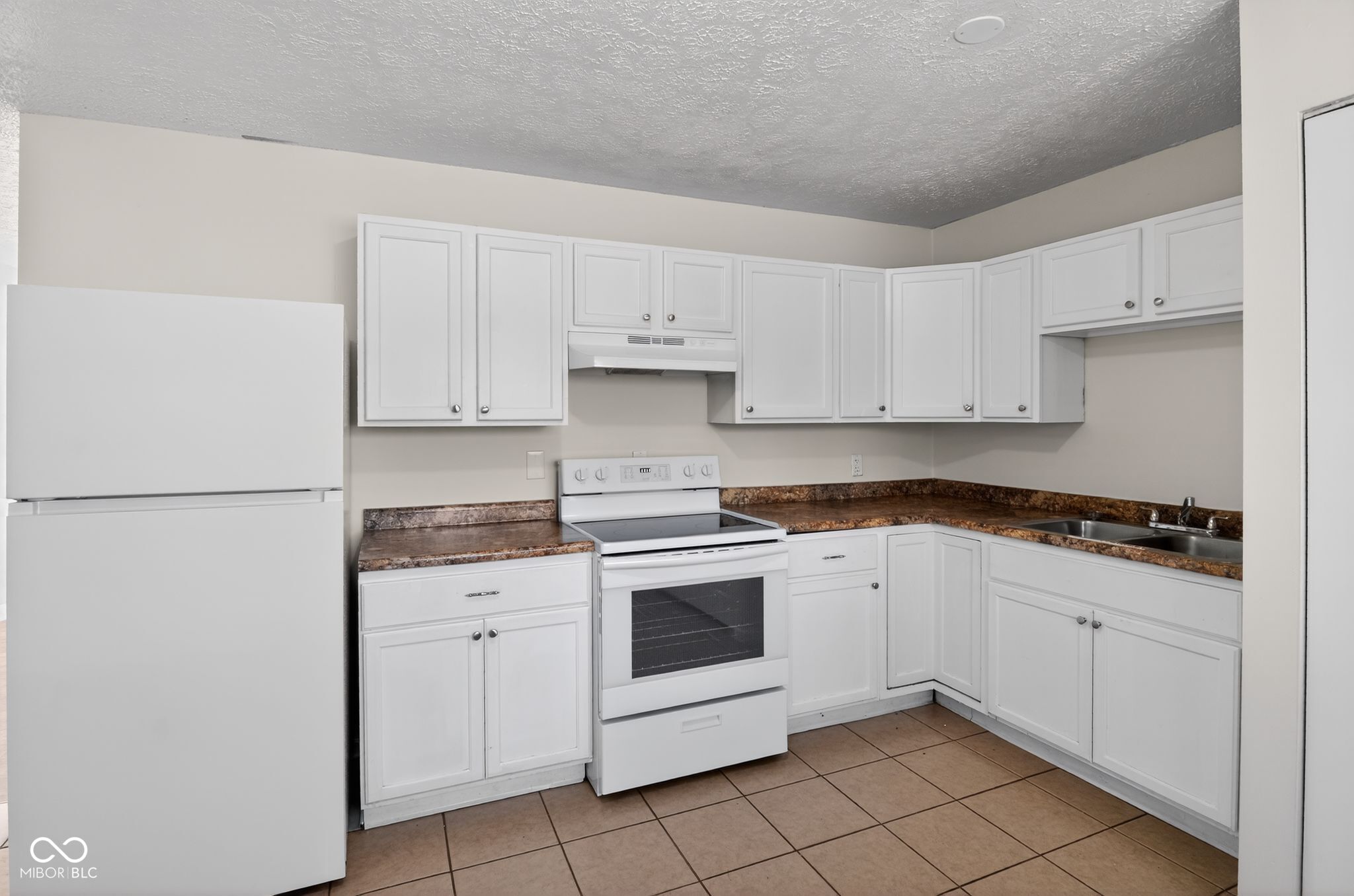 8724 Montery Road Indianapolis, IN 46226 - Photo 14 of 31