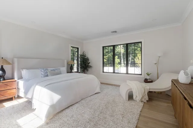 $3,245,000 | 310 Oakland Street, Wellesley, MA 02481