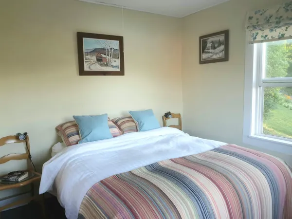 $169,000 | 120 Lake Street, Barton, VT 05822