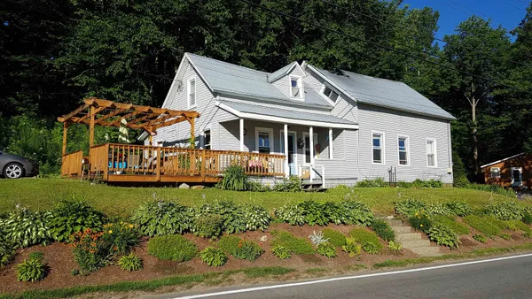 $169,000 | 120 Lake Street, Barton, VT 05822