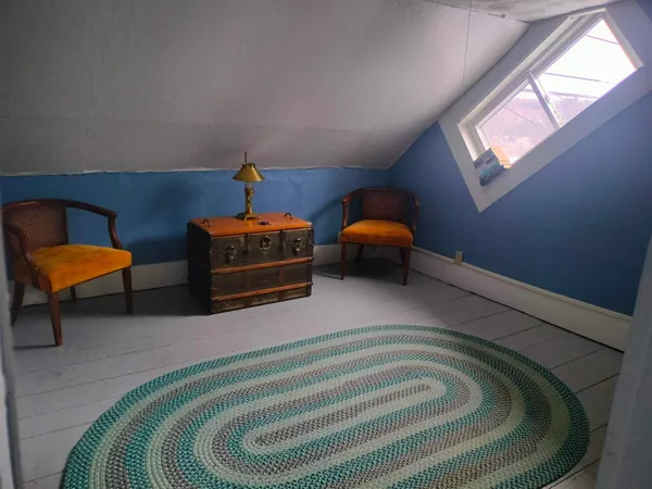 $169,000 | 120 Lake Street, Barton, VT 05822