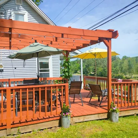 $169,000 | 120 Lake Street, Barton, VT 05822