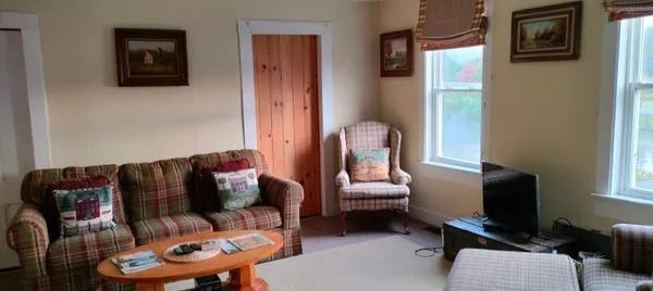 $169,000 | 120 Lake Street, Barton, VT 05822