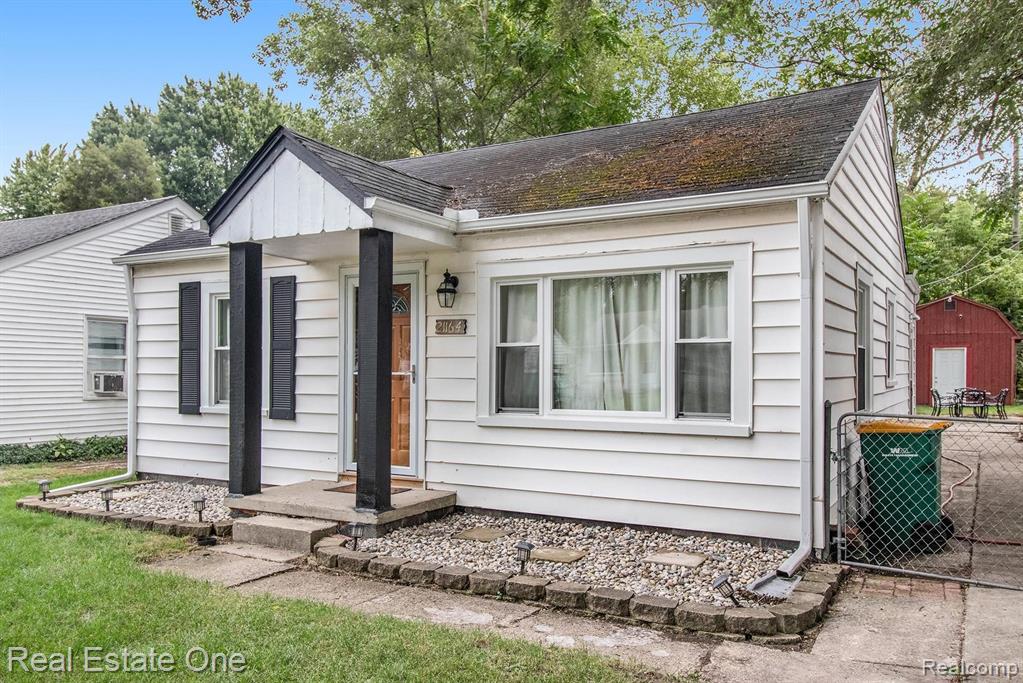 21164 Rensselaer Street Farmington Hills, MI 48336 - Photo 12 of 15