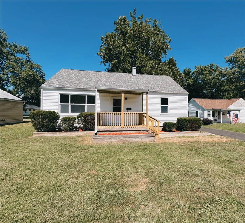 22 Grays Lane Decatur, IL 62526 - Photo 1 of 12 Gallery Image 1