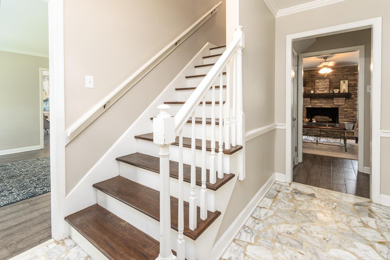 2360 Massey Road Memphis, TN 38119 - Photo 3 of 25 Gallery Image 3