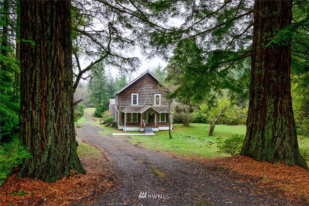 465 Ocean Beach Road Hoquiam, WA 98550 - Photo 1 of 26 Gallery Image 1