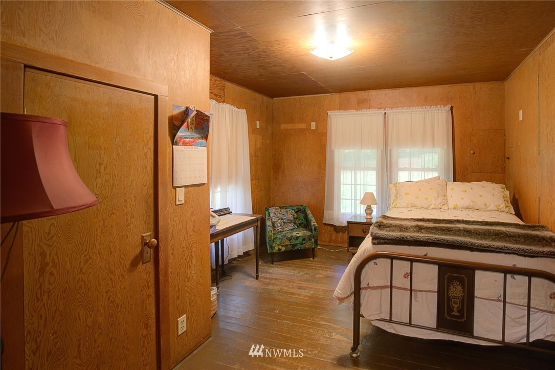 465 Ocean Beach Road Hoquiam, WA 98550 - Photo 11 of 26 Gallery Image 11