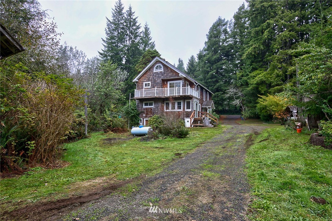 465 Ocean Beach Road Hoquiam, WA 98550 - Photo 4 of 26 Gallery Image 4