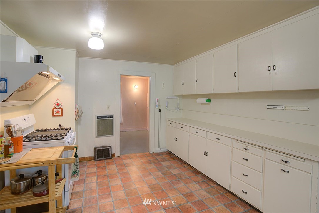465 Ocean Beach Road Hoquiam, WA 98550 - Photo 8 of 26 Gallery Image 8