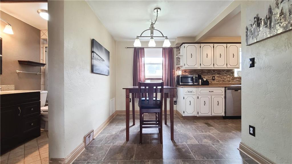 603 River Ridge Road McKeesport, PA 15133 - Photo 8 of 23 Gallery Image 8