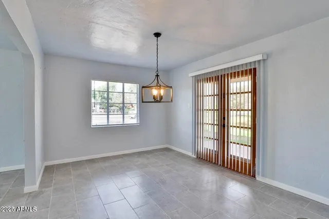 $2,675 | 345 West Windsor Avenue, Phoenix, AZ 85003