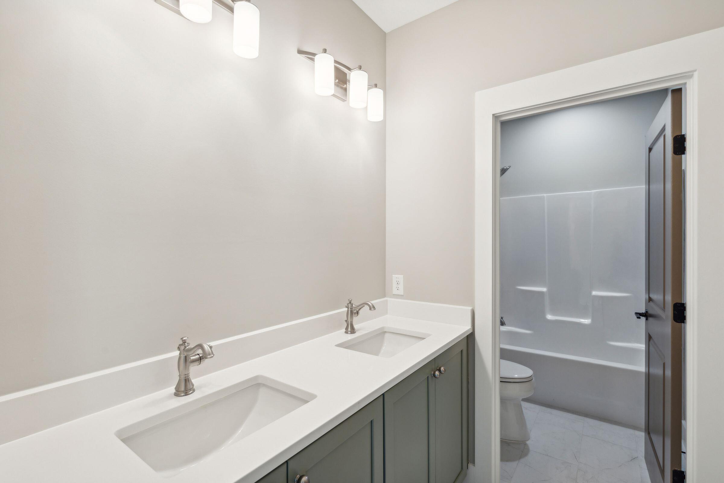 1578 Charming Nancy Road Charleston, SC 29412 - Photo 44 of 66 Bathroom #2