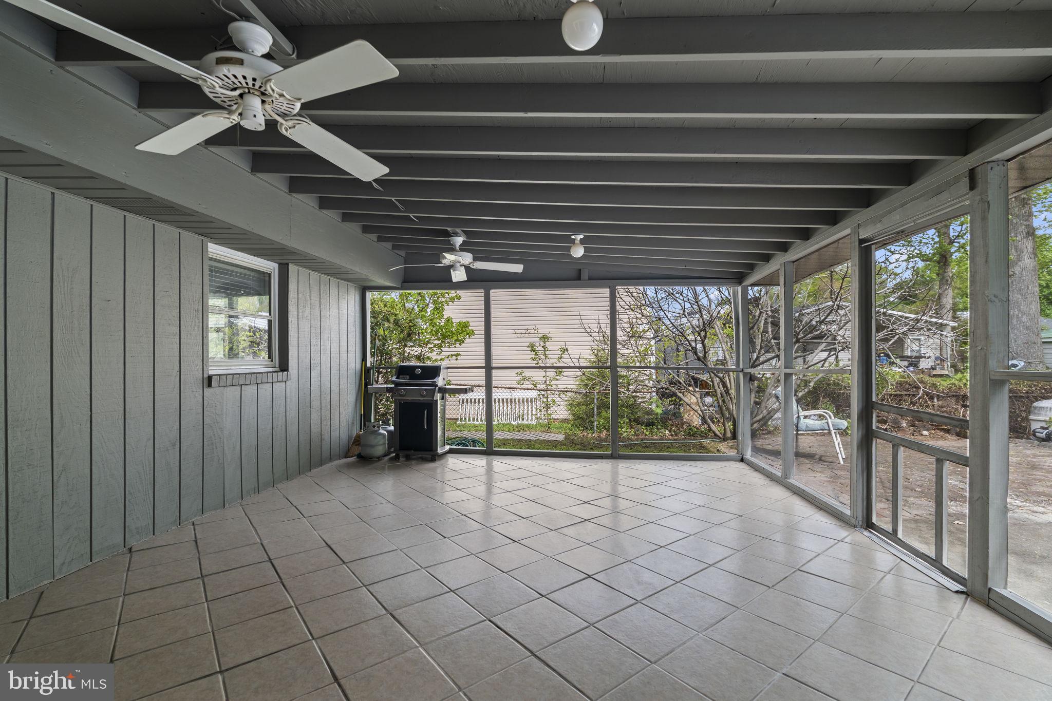 621 South Forklanding Road Maple Shade, NJ 08052 - Photo 21 of 45 Screened Porch