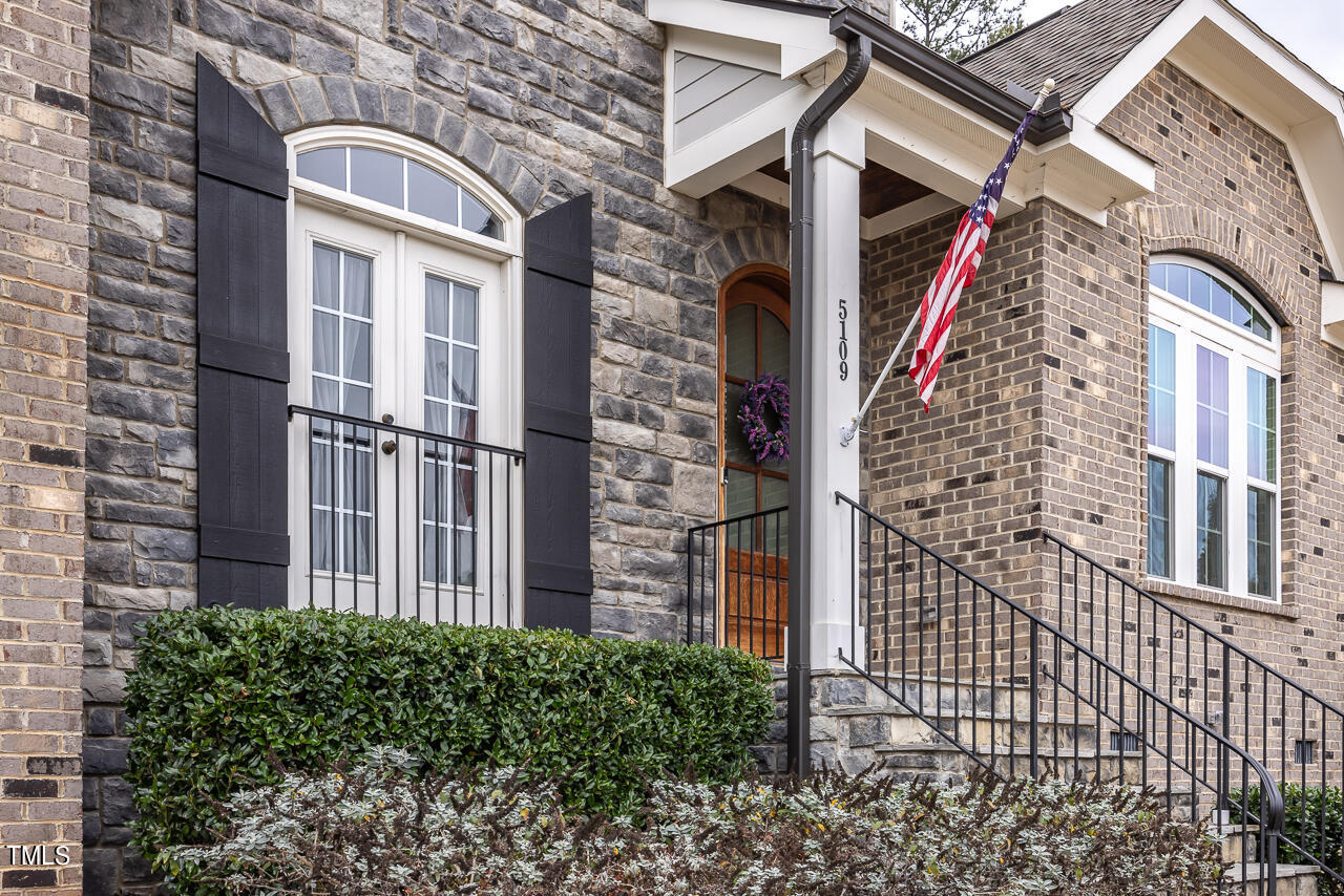 5109 Landguard Drive Raleigh, NC 27613 - Photo 3 of 47