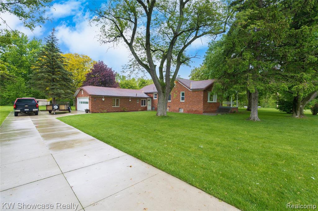 30449 Hickey Road Chesterfield, MI 48051 - Photo 4 of 41