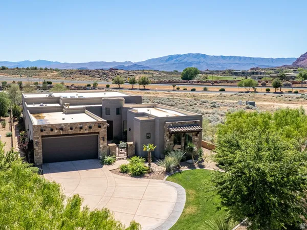 $1,799,000 | 1785 West Red Cloud Drive, St. George, UT 84770