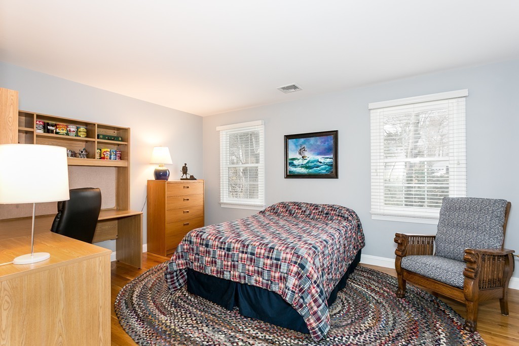 35 Parker Road Needham, MA 02494 - Photo 16 of 23 Gallery Image 16