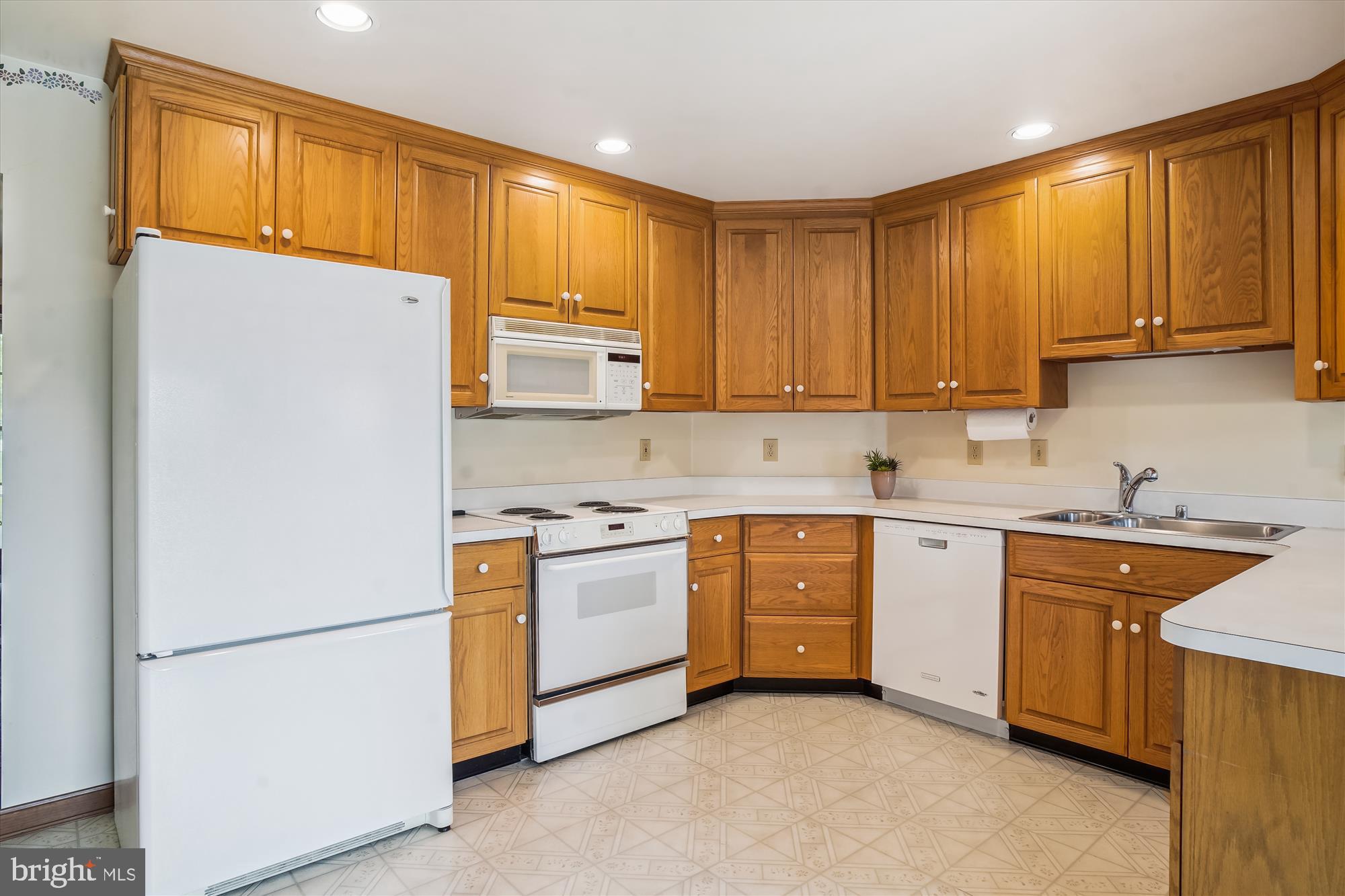 12125 Gladhill Brothers Road Monrovia, MD 21770 - Photo 18 of 39 Kitchen