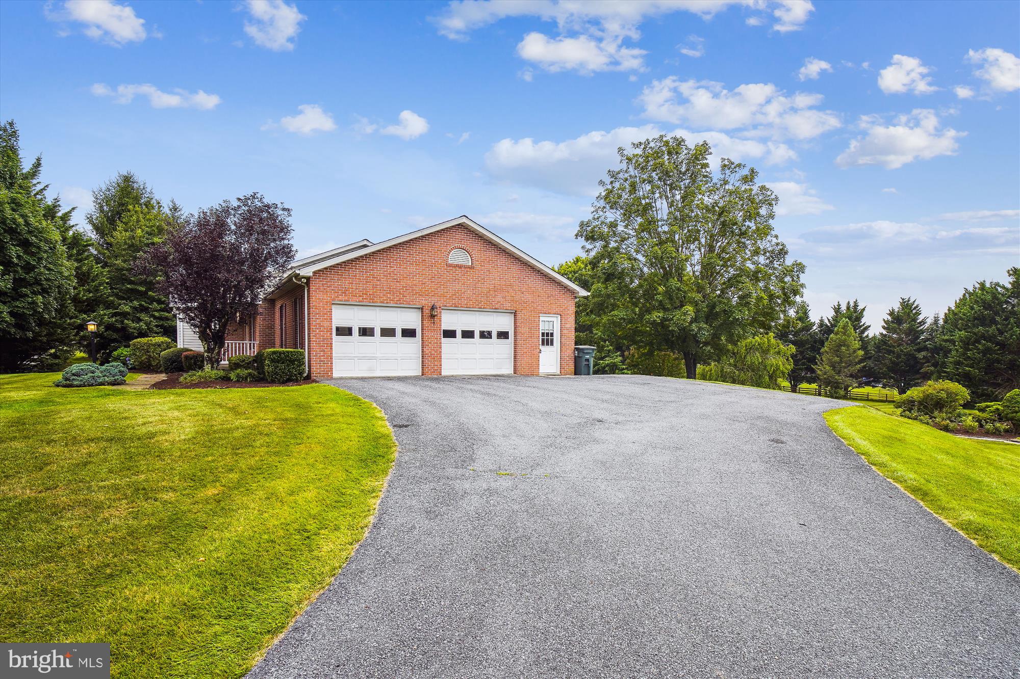 12125 Gladhill Brothers Road Monrovia, MD 21770 - Photo 4 of 39 Driveway