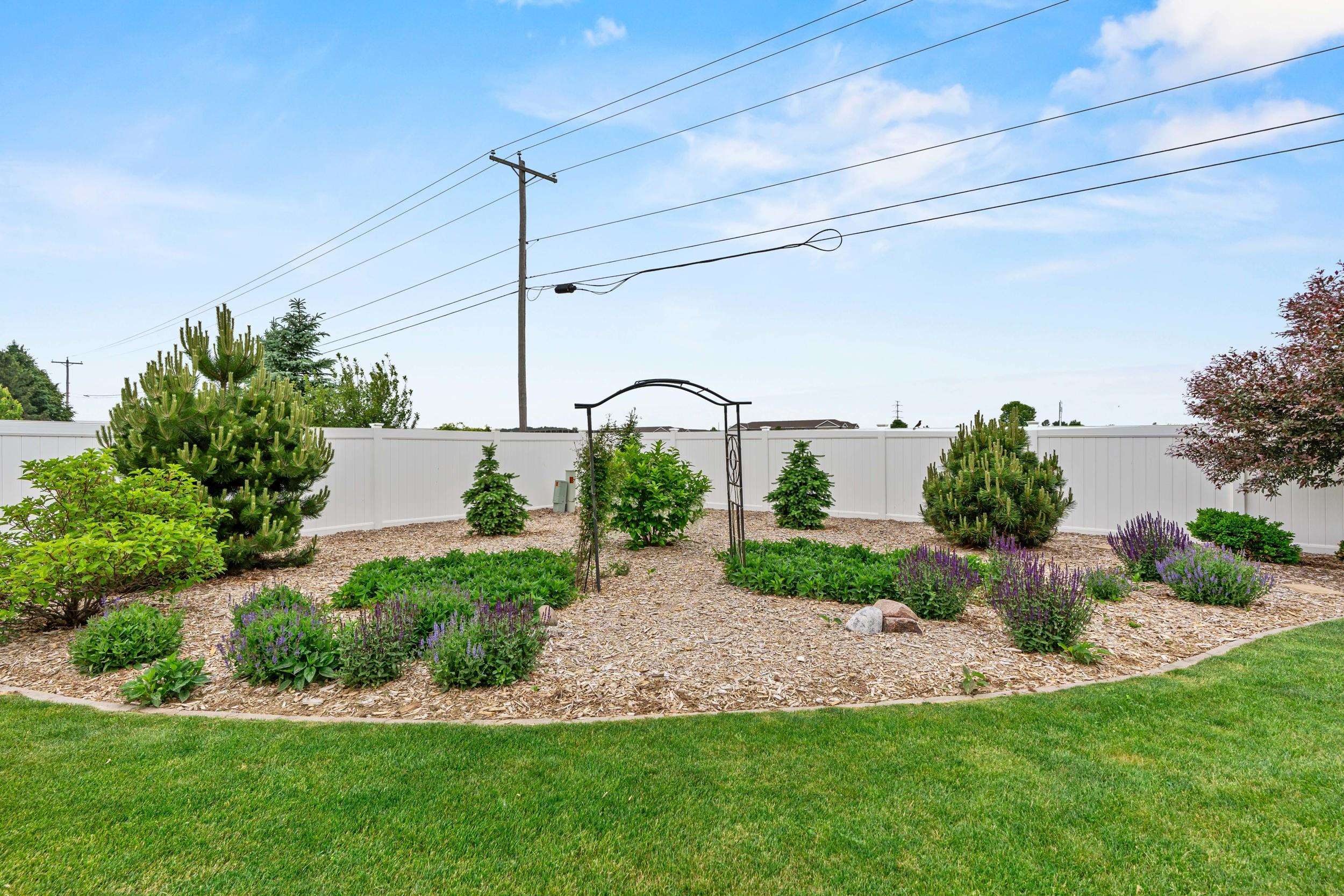 5111 North Gala Court Appleton, WI 54913 - Photo 36 of 43