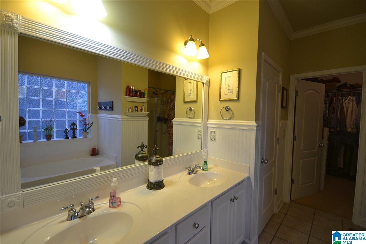 653 Barkley Circle Alabaster, AL 35007 - Photo 17 of 33