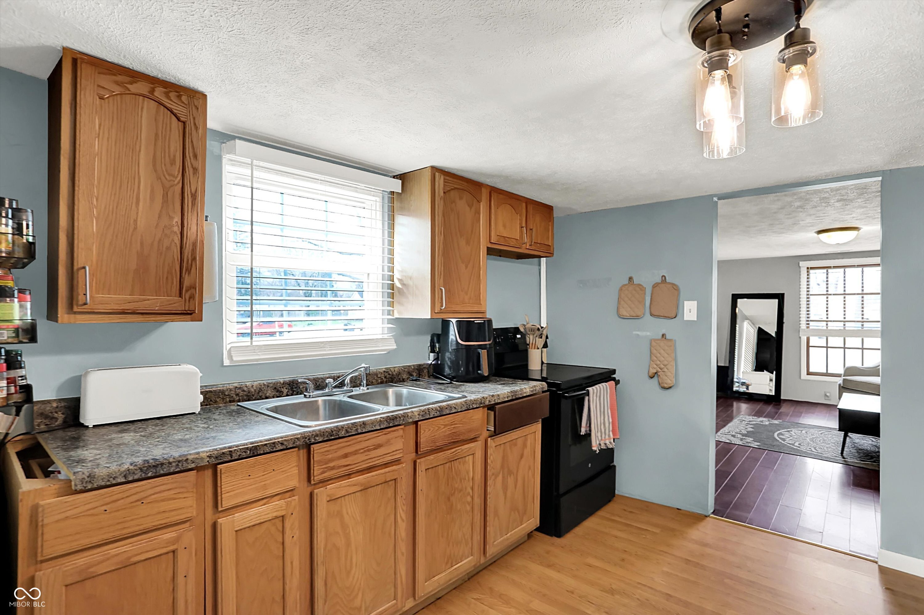 2815 South Roena Street Indianapolis, IN 46241 - Photo 12 of 35