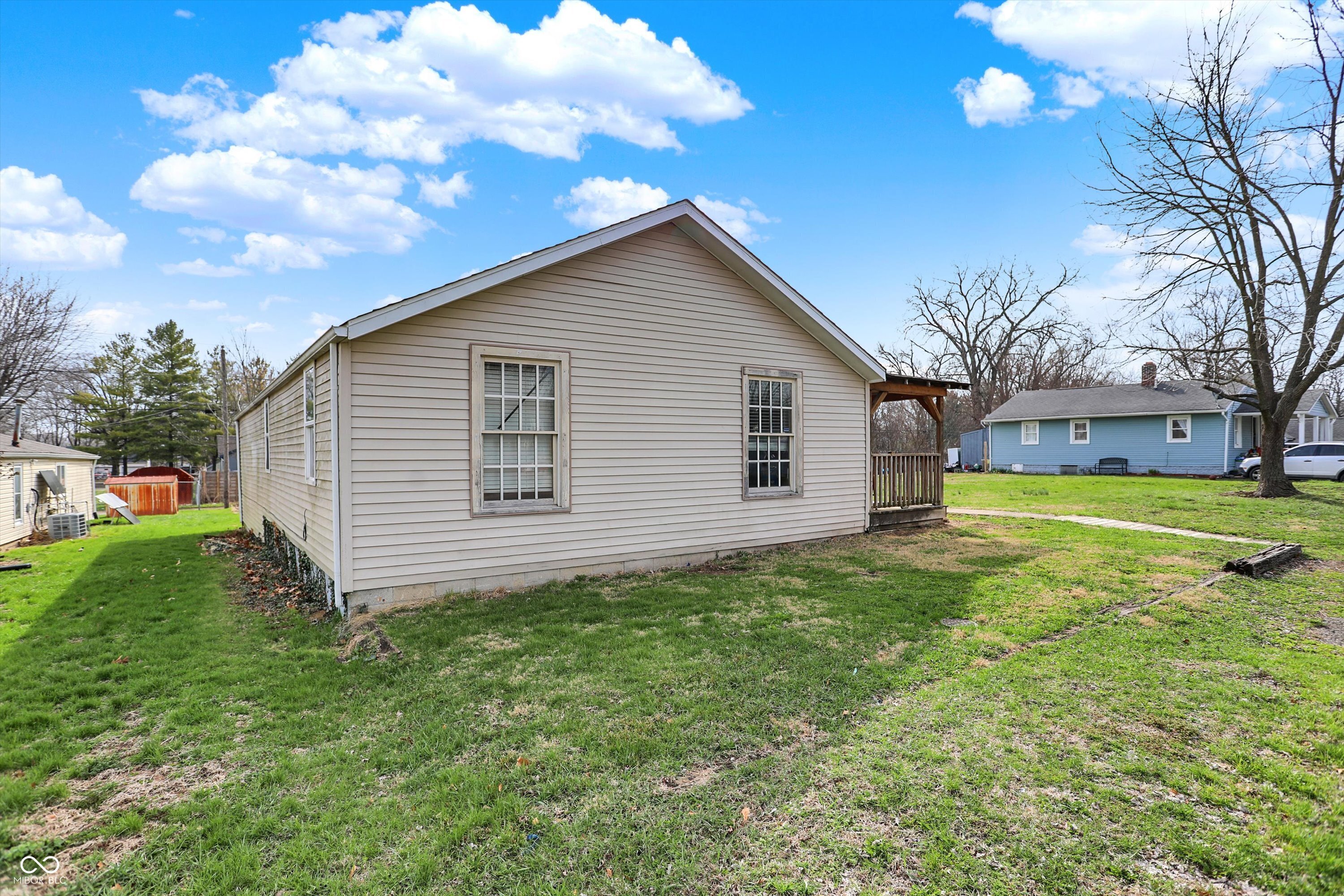 2815 South Roena Street Indianapolis, IN 46241 - Photo 4 of 35