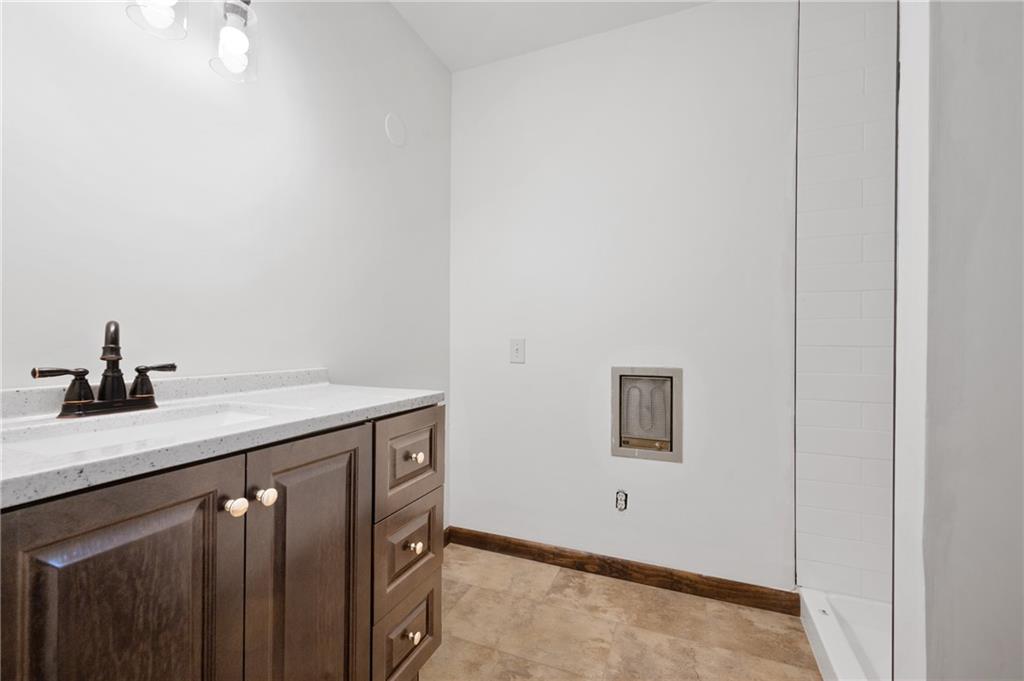 1156 Cole Road Apollo, PA 15613 - Photo 9 of 32