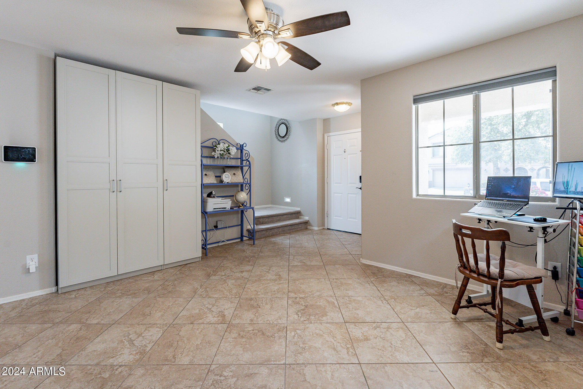 17568 West Hearn Road Surprise, AZ 85388 - Photo 13 of 50 13-web-or-mls-Hearn-13