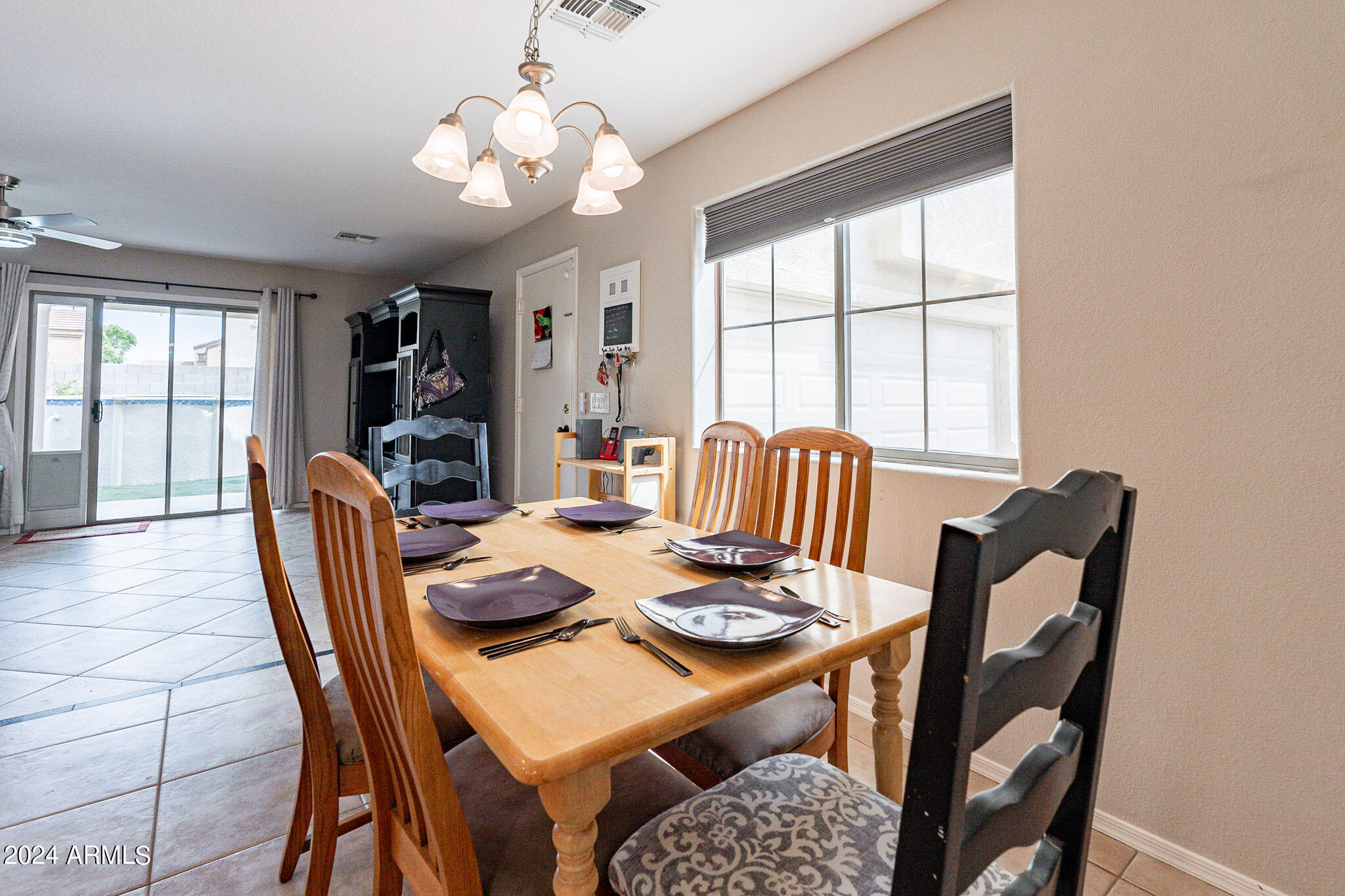 17568 West Hearn Road Surprise, AZ 85388 - Photo 14 of 50 Dining
