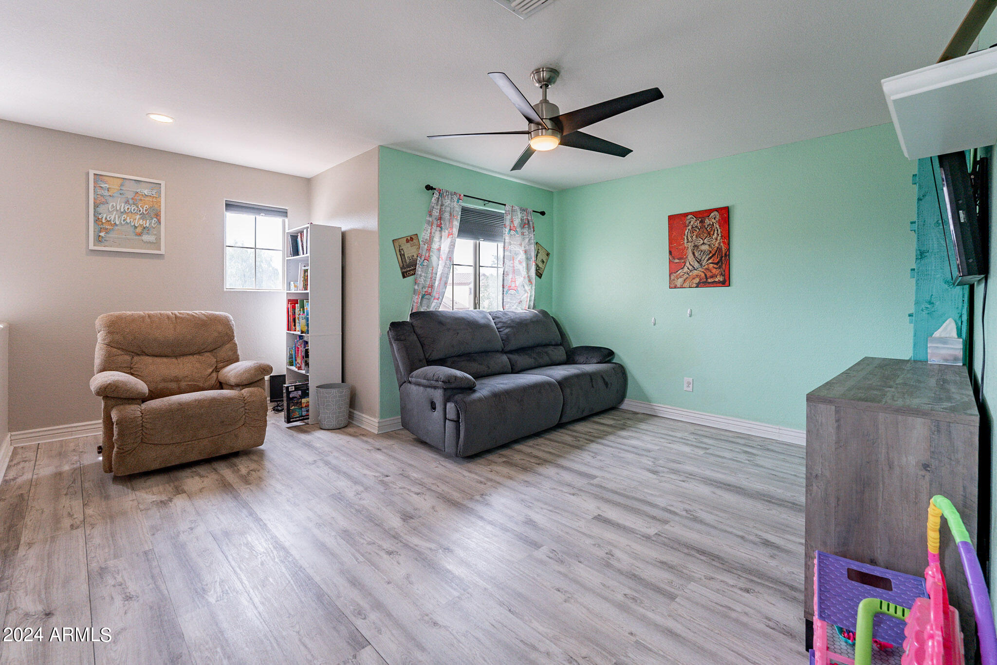 17568 West Hearn Road Surprise, AZ 85388 - Photo 23 of 50 Loft