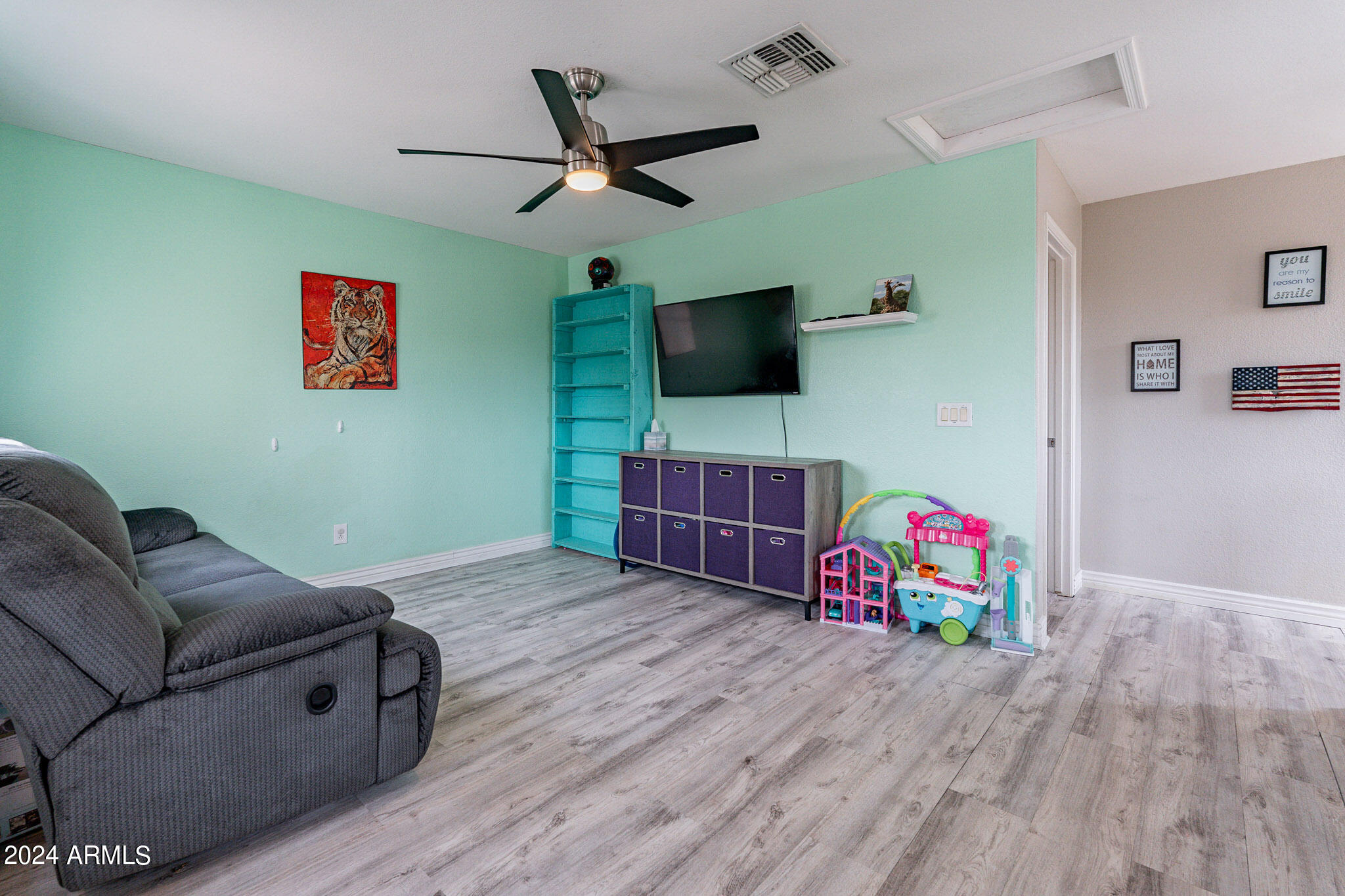 17568 West Hearn Road Surprise, AZ 85388 - Photo 24 of 50 Loft