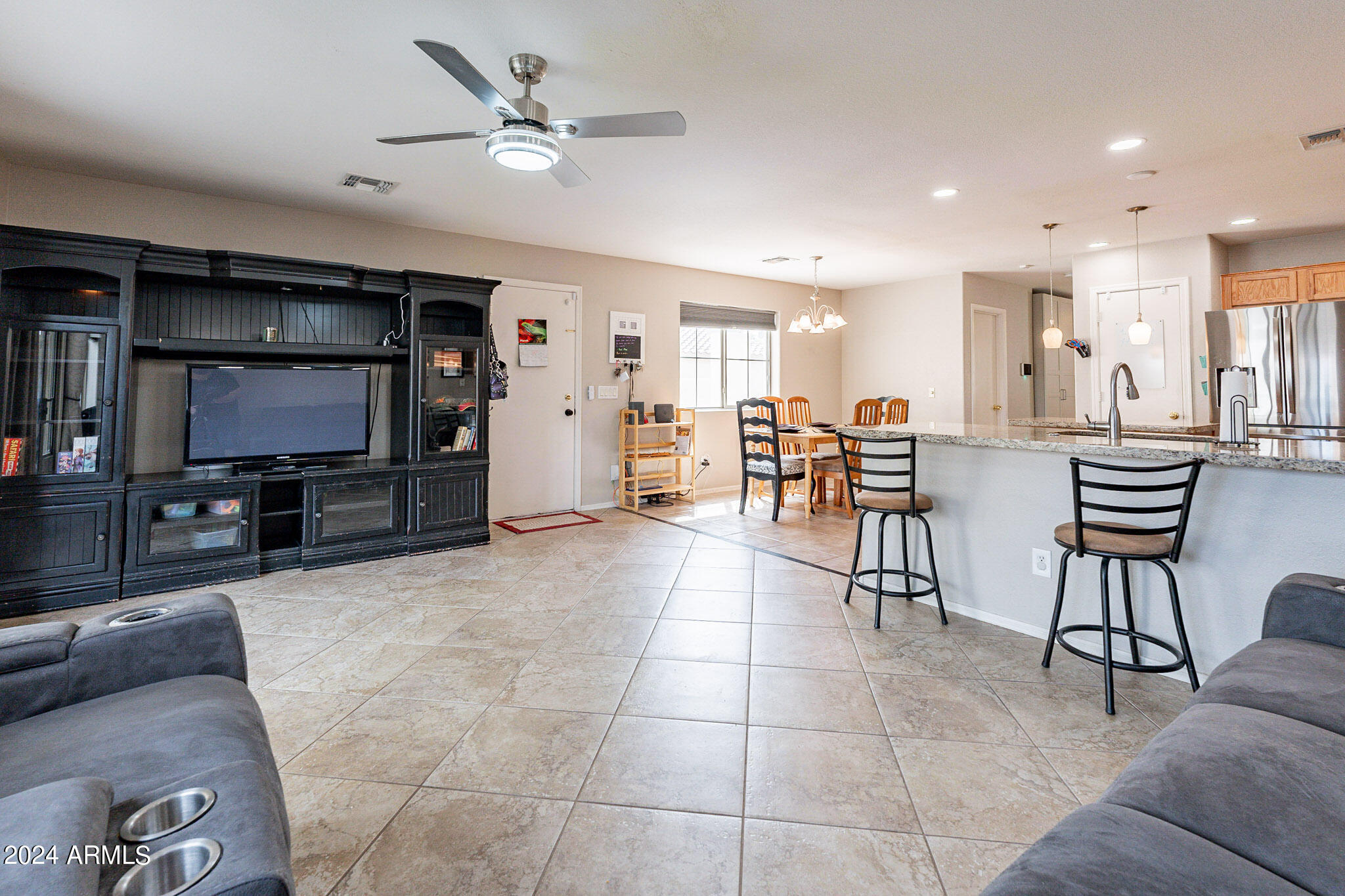 17568 West Hearn Road Surprise, AZ 85388 - Photo 9 of 50 Kitchen