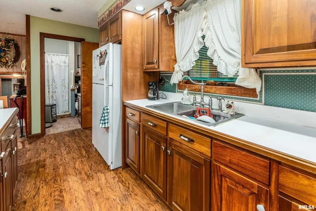 $249,000 | 402 Main Street, Broughton, IL 62817