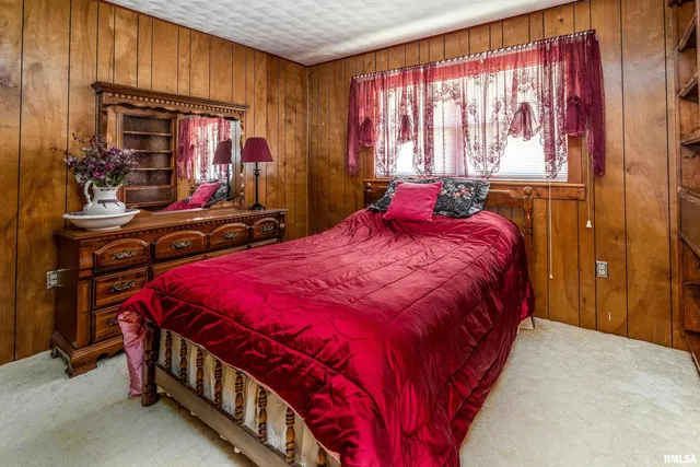 $249,000 | 402 Main Street, Broughton, IL 62817