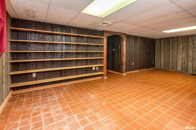 $249,000 | 402 Main Street, Broughton, IL 62817