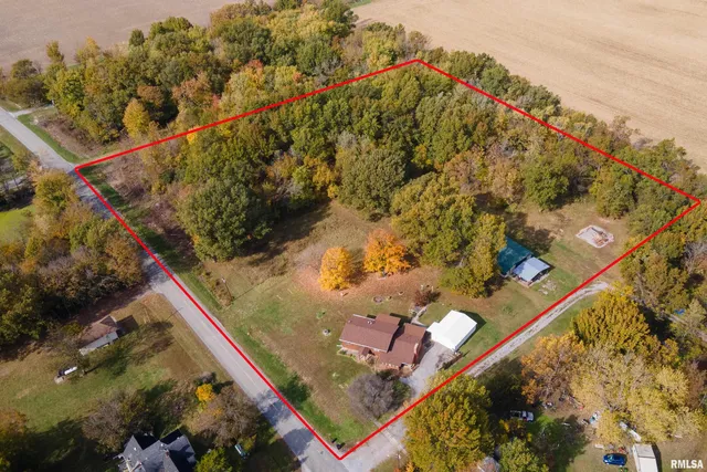 $249,000 | 402 Main Street, Broughton, IL 62817