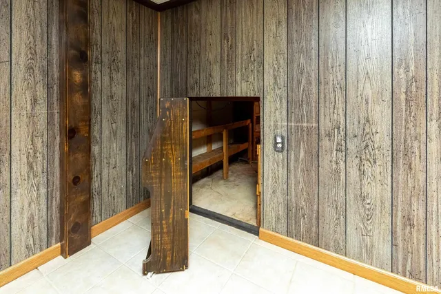 $249,000 | 402 Main Street, Broughton, IL 62817