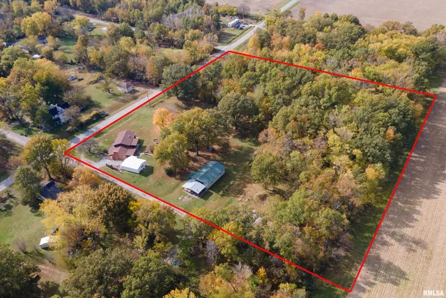 $249,000 | 402 Main Street, Broughton, IL 62817