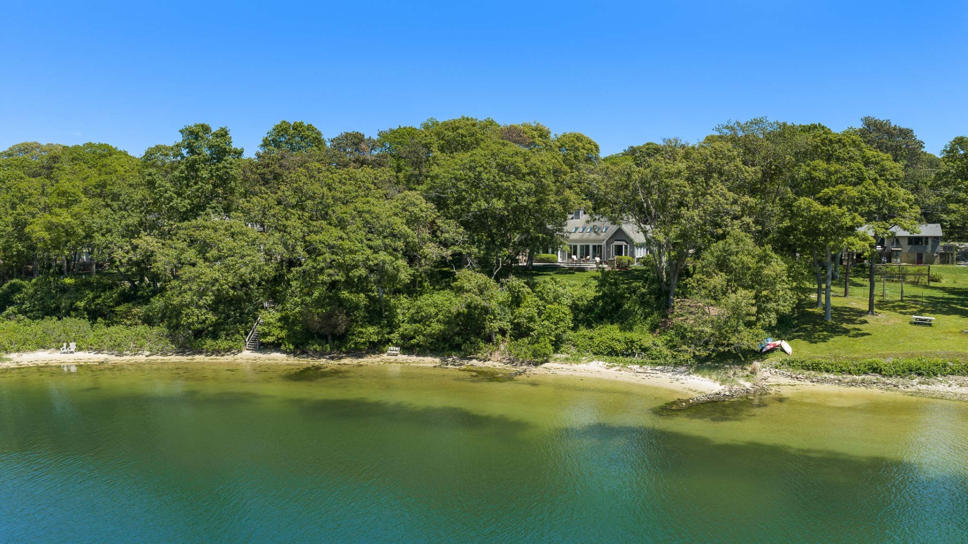 385 Barnes Road Oak Bluffs, MA 02557 - Photo 10 of 70