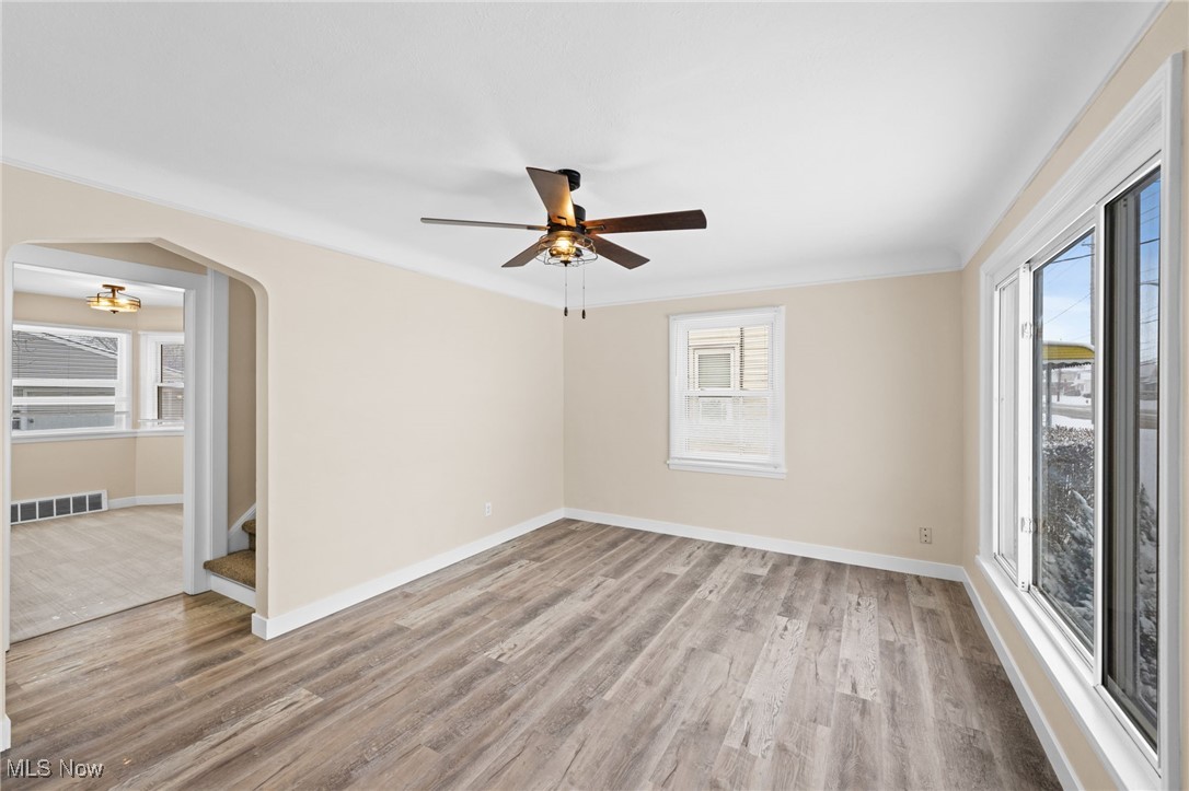 5797 Turney Road Cleveland, OH 44125 - Photo 4 of 25 Gallery Image 4