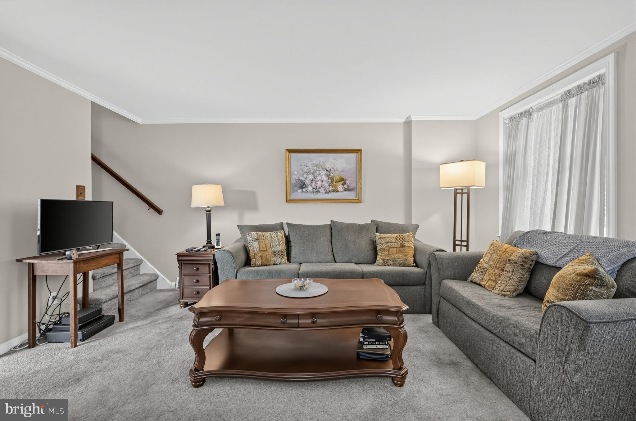 527 Overlook Road Philadelphia, PA 19128 - Photo 5 of 29 Gallery Image 5