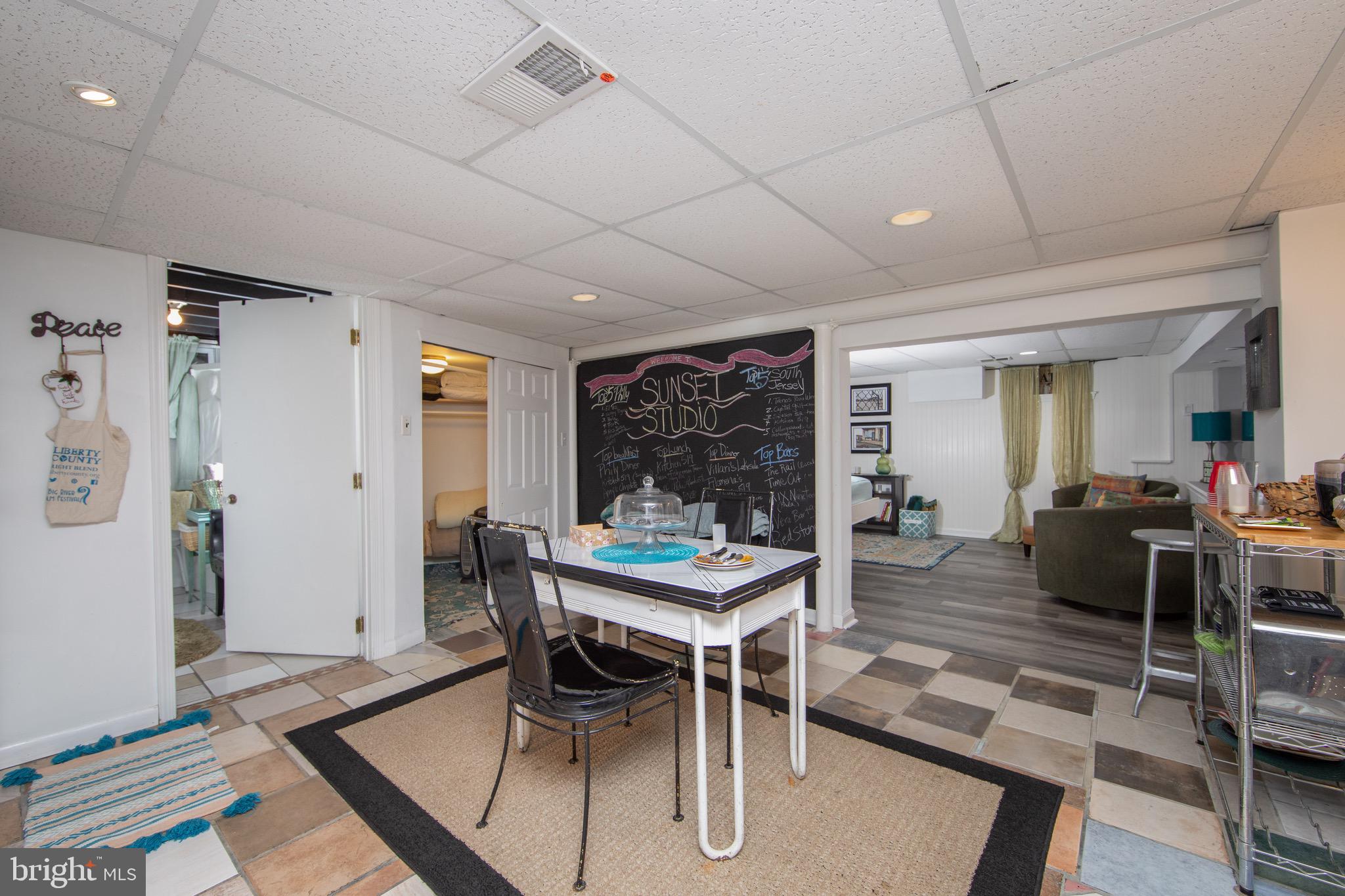 281 Sunset Road Barrington, NJ 08007 - Photo 36 of 54 In-law suite