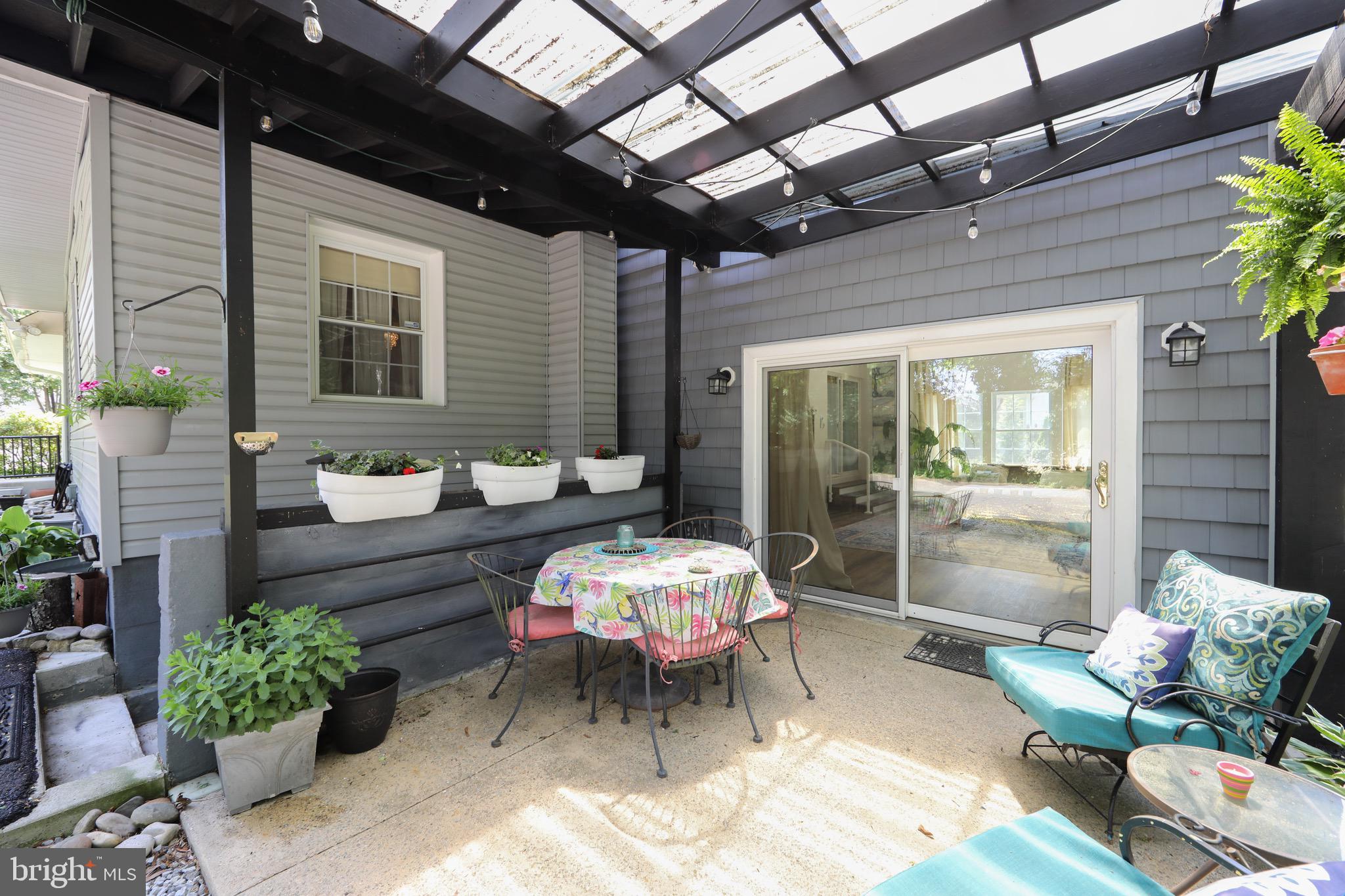 281 Sunset Road Barrington, NJ 08007 - Photo 52 of 54 Patio 2