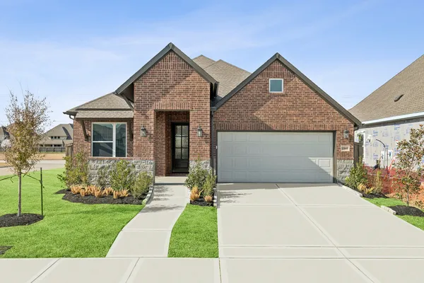$450,000 | 11843 Sawgrass Drive, Mont Belvieu, TX 77523