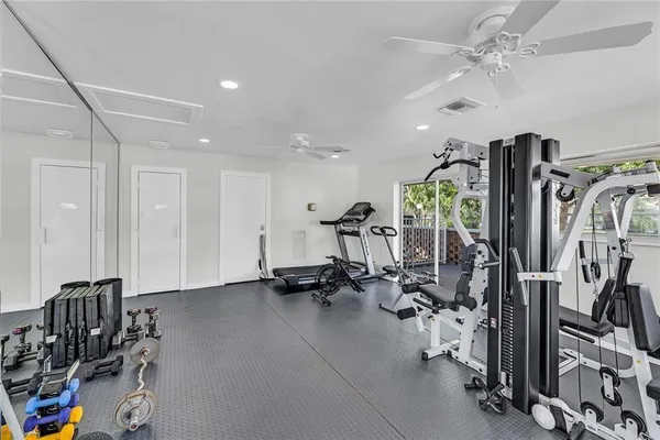 $2,400 | 2800 Northeast 14th Street Causeway, Unit 110, Pompano Beach, FL 33062