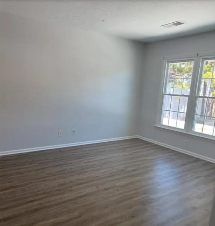 130 Holcomb Ferry Road Roswell, GA 30076 - Photo 3 of 18