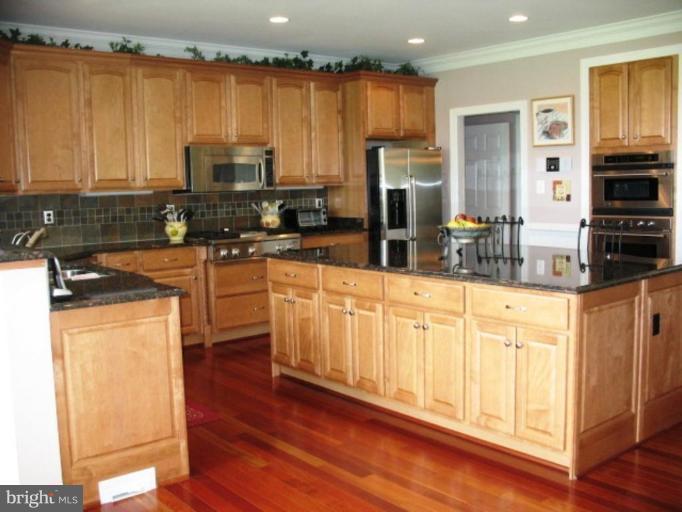 2471 Apple Pie Ridge Road Winchester, VA 22603 - Photo 4 of 30 Gormet Kitchen: Granite, Huge Island, Stainless!