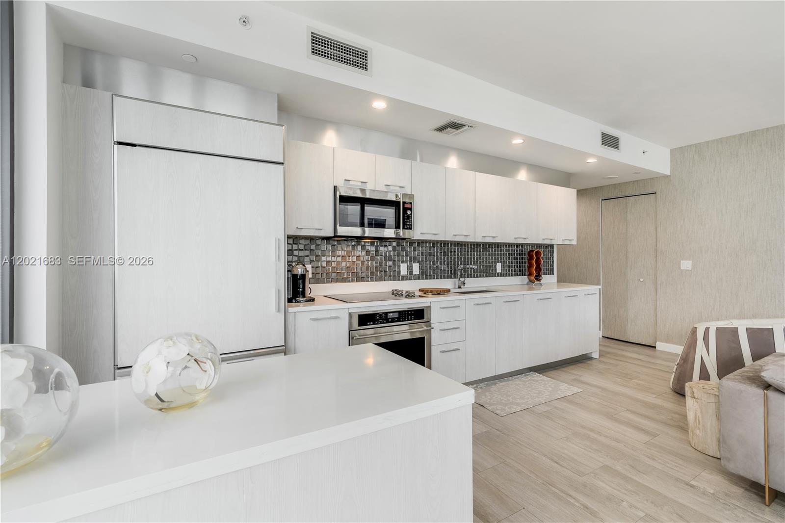 55 Southwest 9th Street, Unit 4001 Miami, FL 33130 - Photo 7 of 34